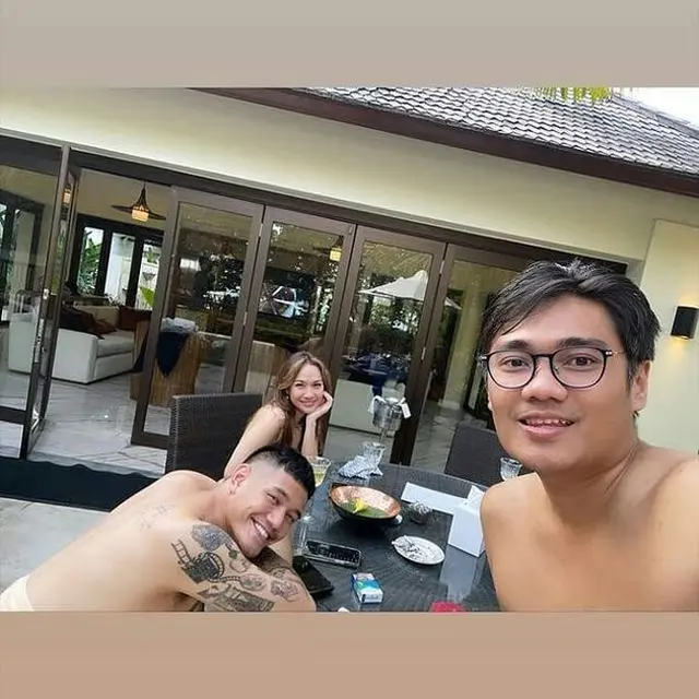 6 Momen Liburan BCL di Bali, Nikmati Waktu Bareng Sahabat
