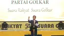 Presiden Joko Widodo (Jokowi) memberikan sambutan saat menghadiri HUT ke-54 Partai Golongan Karya (Golkar) di Jakarta, Minggu (21/10).Perayaan HUT Golkar ini mengangkat tema 'Bersama Rakyat, Kita Raih Kemenangan Pemilu 2019'. (Liputan6.com/Angga Yuniar)