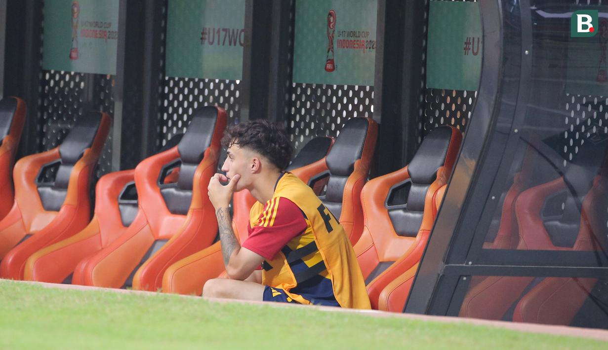 Kekalahan dari Jerman ini sekaligus mengubur mimpi Timnas Spanyol U-17 melaju ke semifinal Piala Dunia U-17 2023. Satu-satunya gol Jerman dicetak oleh Paris Brunner pada menit ke-64 melalui titik penalti. (Bola.com/M Iqbal Ichsan)