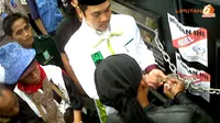 Segel Kantor Walikota Depok, Demonstran Telan Kunci Gembok