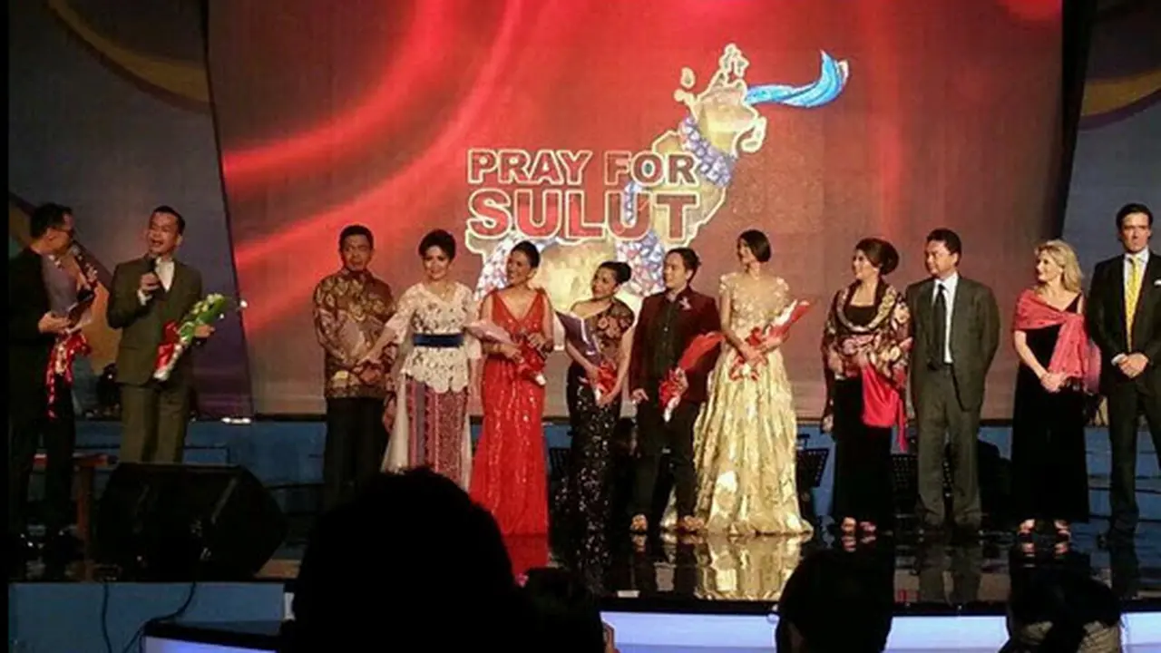 Puluhan Artis Meriahkan Malam Amal Pray For Sulut