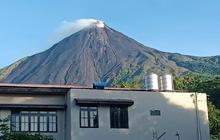 Gunung Karangetang: Fenomena Guguran Lava Pijar Sesekali Terjadi, Masyarakat Diminta Waspada