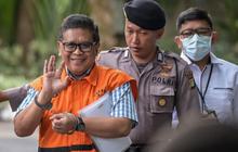 VIDEO: Ronny Talapessy Protes Kasus Hasto di KPK: Tahanan Politik yang Dijerumuskan