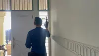 Biawak Tepergok Cari Jalan Masuk ke Rumah Mahasiswi di Lampung