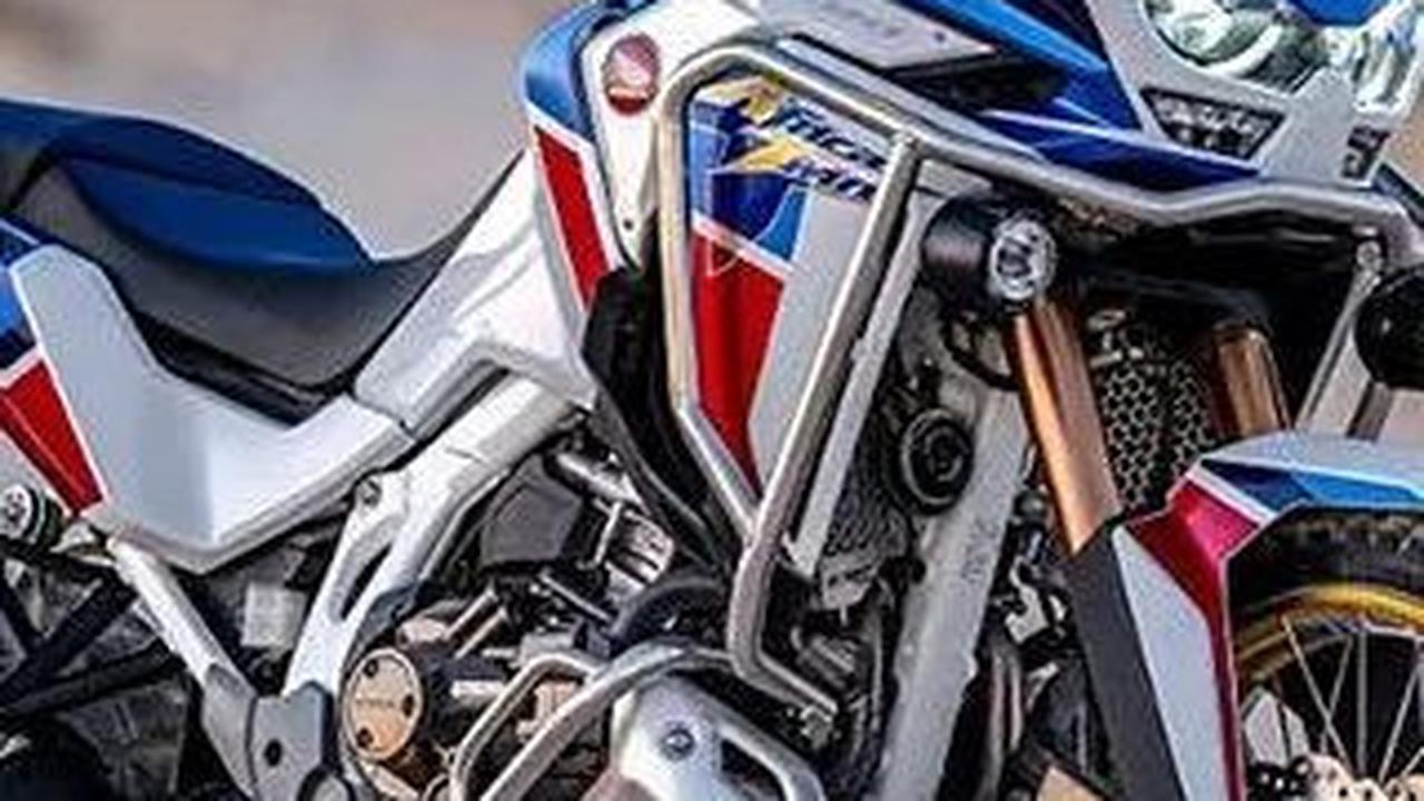 12. Kendaraan motor yang berjenis Adventure
