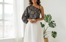 7 Model Atasan Batik Crop Cut dengan Rok High Waist, Gaya Kekinian yang Elegan