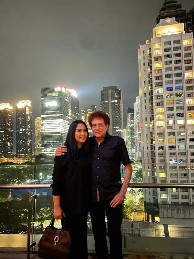 [Fimela] Ahmad Albar dan Dewi Sri Astuti