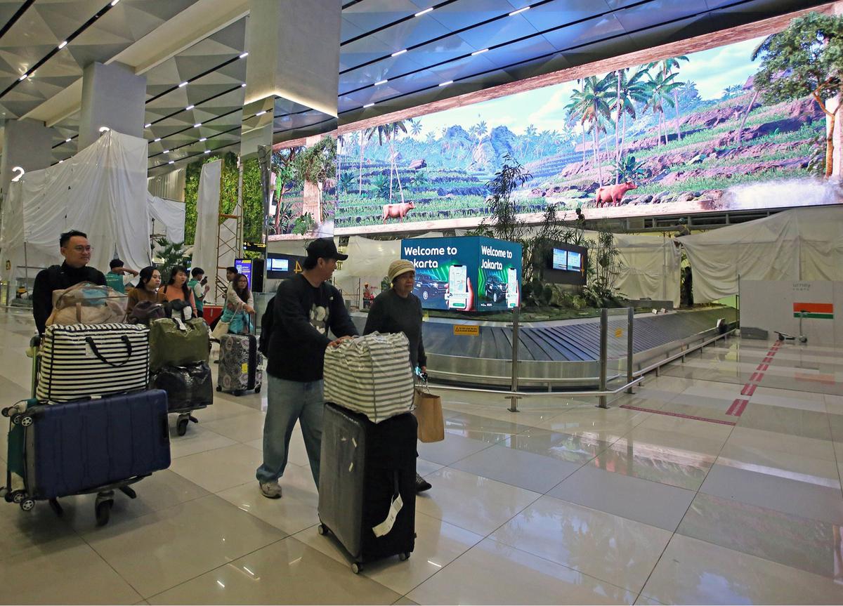 Rimbunnya Hutan Tropis di Bandara Soekarno-Hatta