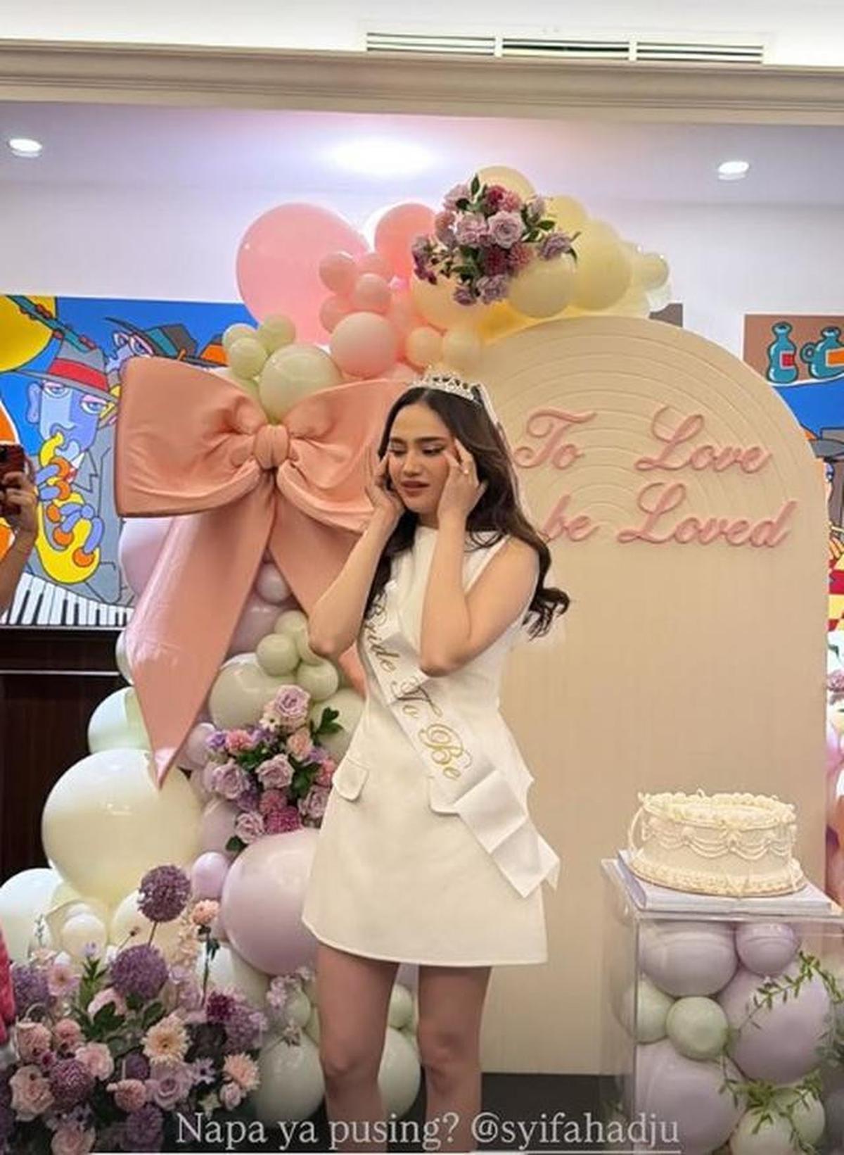 15 Potret Dekorasi Bridal Shower Syifa Hadju, Estetik dan Fun