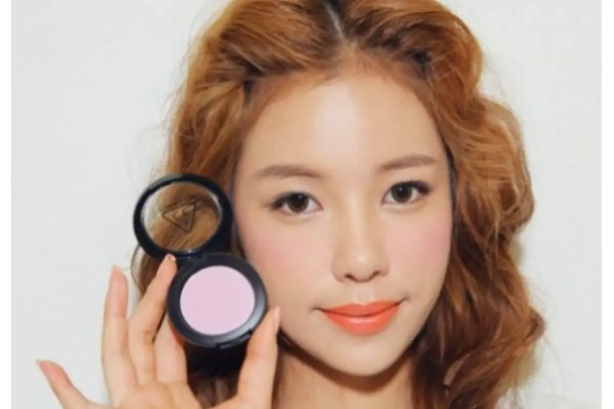 Blush on