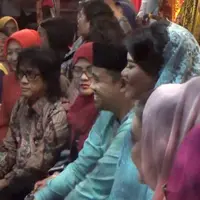 Sebelum melaksanakan resepsi keduanya yang akan diselanggarakan di Medan, berikut suasana kediaman Bobby jelang resepsi.