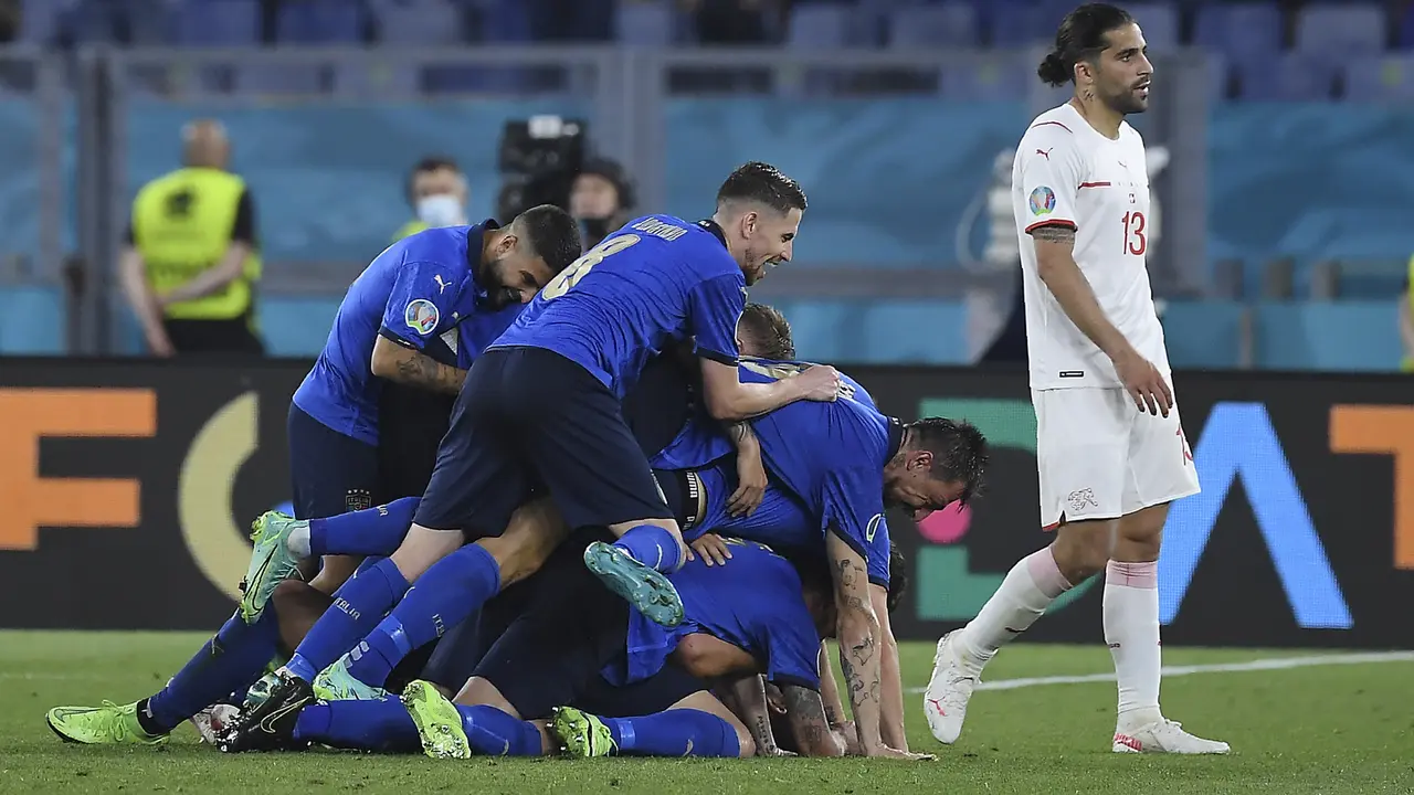 Foto Piala Eropa: Gasak Swiss 3-0, Italia Jadi Tim Pertama yang Lolos ke Babak 16 Besar Euro 2020