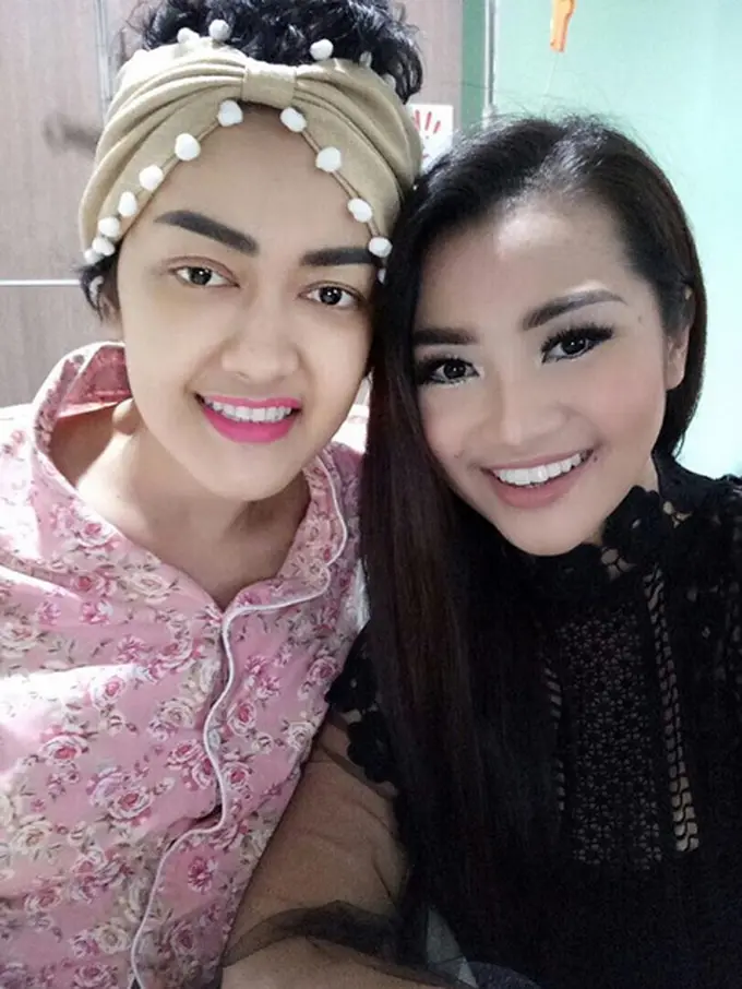 [Bintang] Fitri Carlina di RSCM