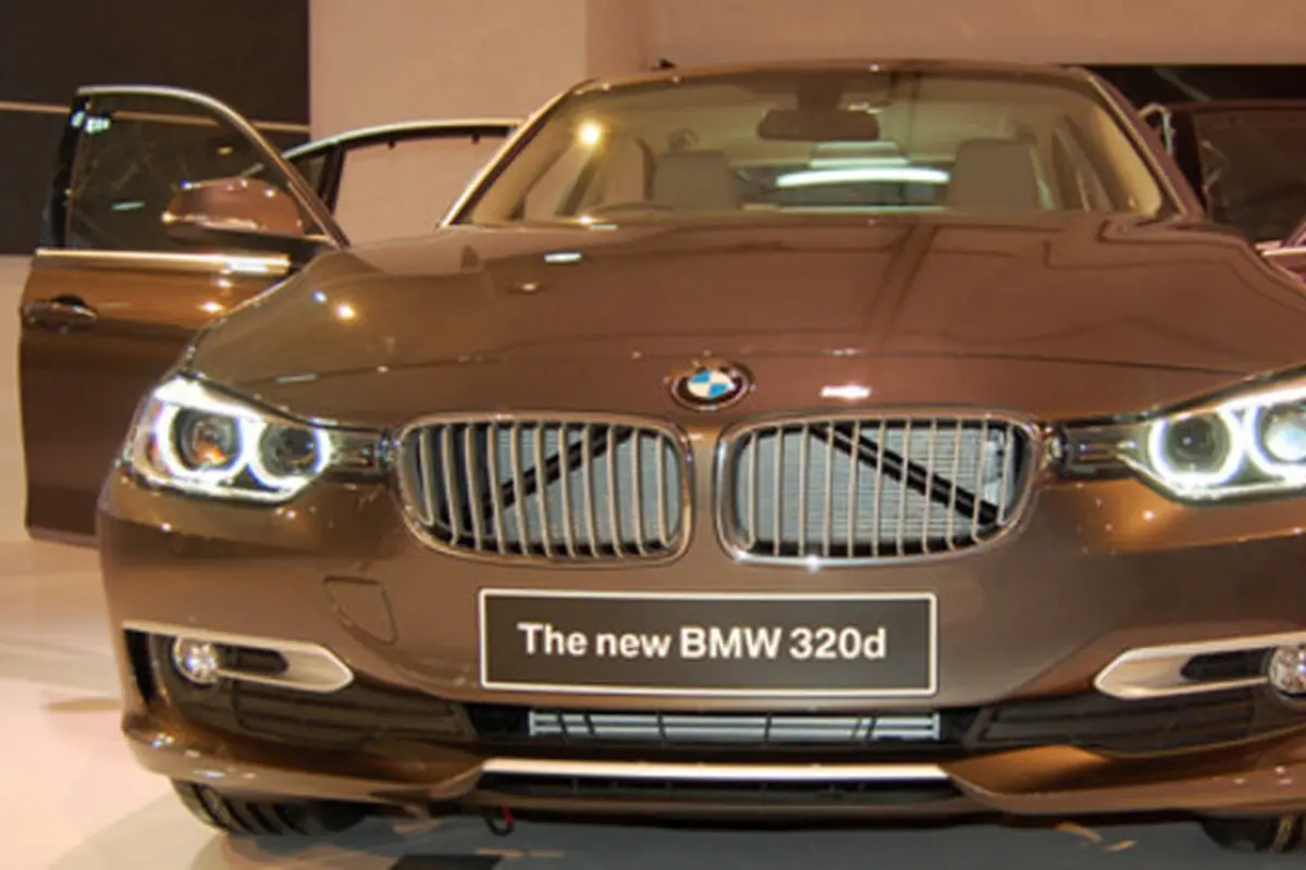 BMW 320d Indonesia