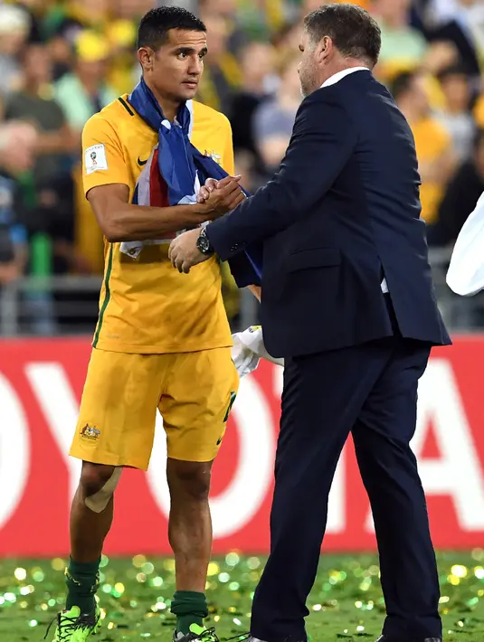 Gelandang Australia, Tim Cahill usai pertandingan melawan Honduras di play-off kualifikasi Piala Dunia 2018 di Stadion Australia, Sydney 15 November 2017. Pemain 38 tahun ini akan menjalani Piala Dunia keempatnya di Rusia 2018. (AFP Photo/William West)
