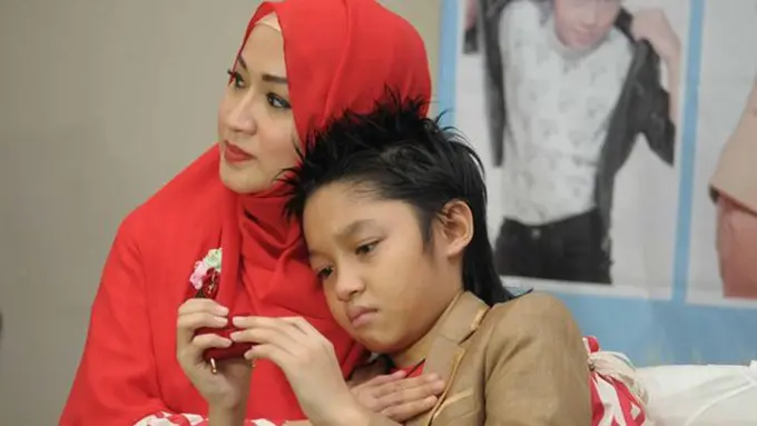 Kiesha Alvaro diketahui sudah pacaran di usia belia/copyright: KapanLagi.com