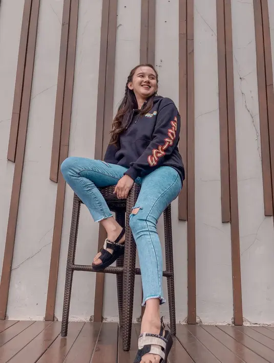 Pesona Meiza Aulia yang menawan membuatnya banyak dicintai oleh para penggemar. Nggak kaget kalau Eza benar-benar jatuh hati. (FOTO: instagram.com/ma_coritha/)