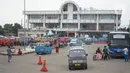 Angkutan umum (angkot) menunggu penumpang di sekitar Terminal Depok, Jawa Barat, Kamis (30/1/2020). Kepala Dishub Depok, Dadang Wihana mengatakan, pada tahun 2019 telah berhasil mengumpulkan retribusi terminal sebesar Rp1.288.000.000. (Liputan6.com/Immanuel Antonius)