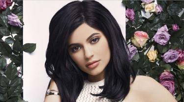 Hamil Di Luar Nikah Kylie Jenner Alami Tekanan Batin Showbiz Www