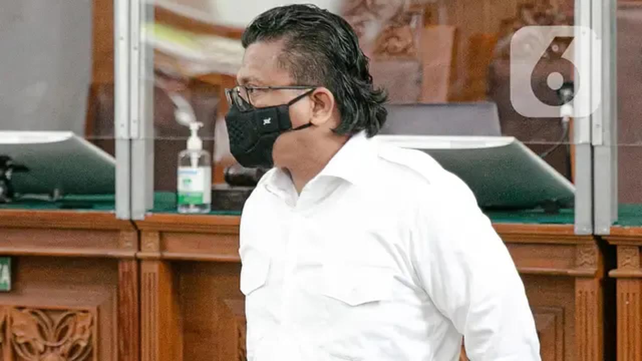 Guru besar bidang hukum tata negara ini mengingatkan jangan sampai ada permainan untuk mengubah vonis Sambo.