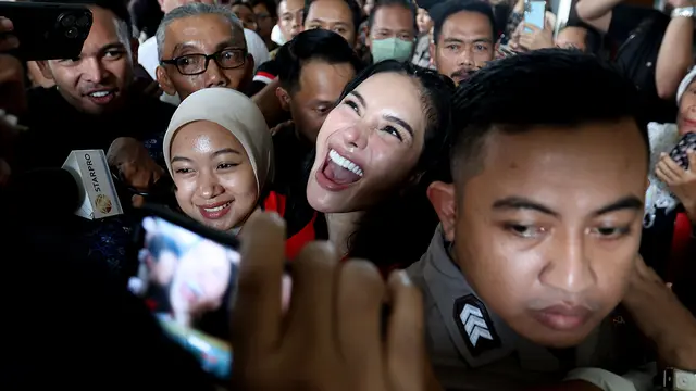 Lolos dari Tuduhan Pencucian Uang, Nikita Mirzani Divonis Hukuman 4 Tahun Penjara dan Denda Rp 1 Miliar Terkait Kasus Pemerasan