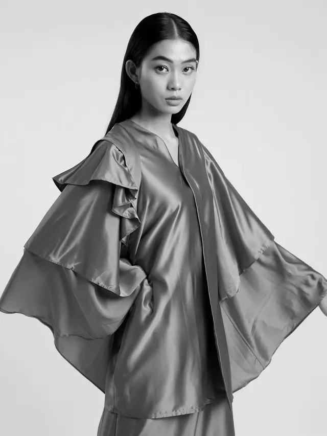 Kaftan Pesta Muslimah Ruffle Modern