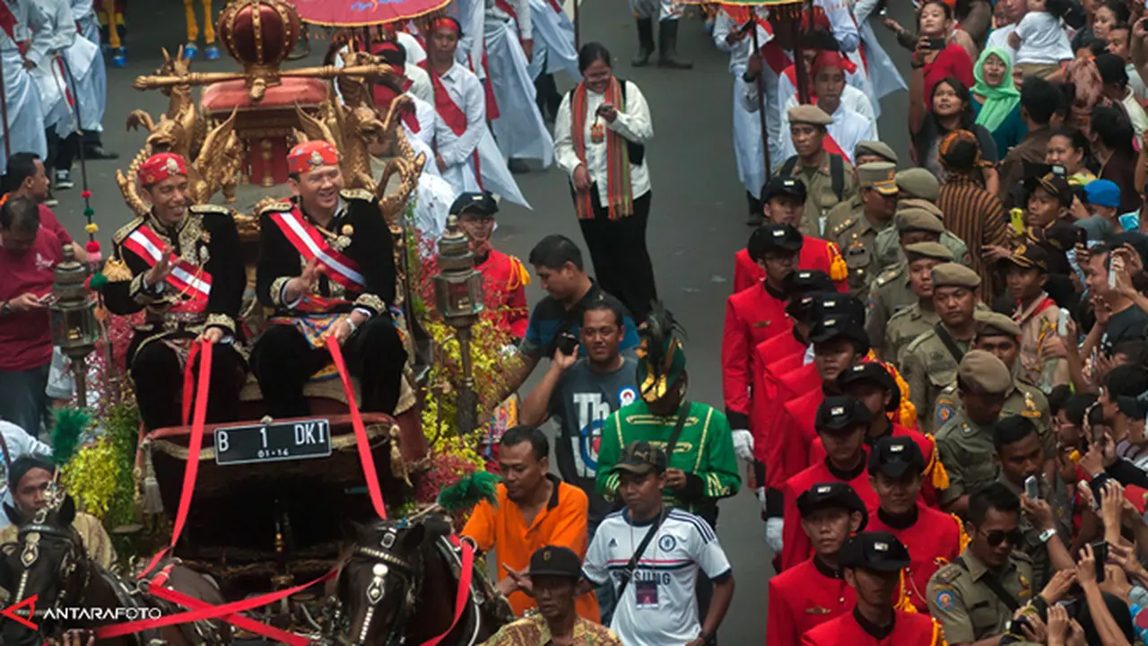 kirab-keraton-agung-1311208c.jpg