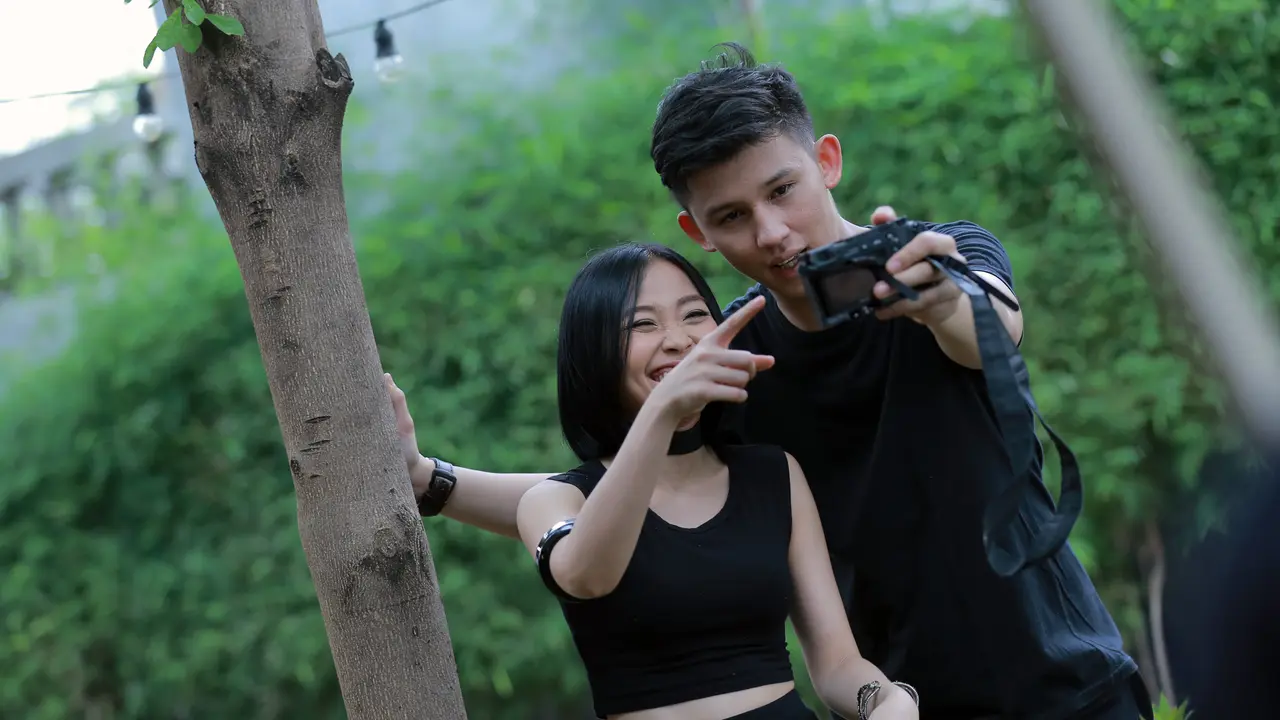 [Bintang] Rinni Wulandari dan Jevin Julian