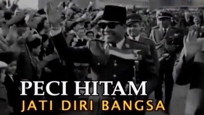 Potret Menembus Batas: Peci Hitam Jati Diri Bangsa