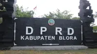 Tampak depan Kantor DPRD Blora, Jawa Tengah. (Foto: Liputan6.com/ Ahmad Adirin)