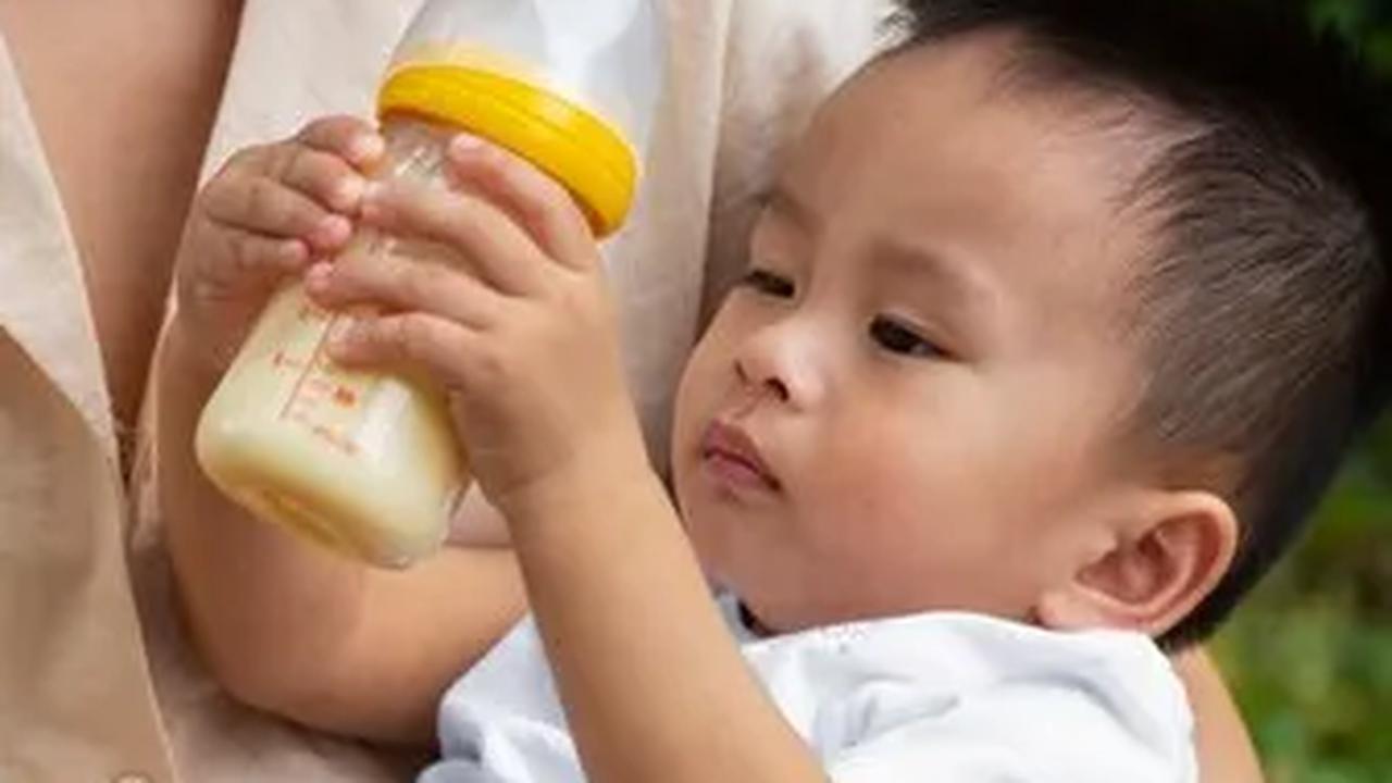 Pemberian ASI Campur Susu Formula Saat Tidak di Rumah