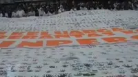 Dukung KPK, Aktivis Perempuan Gelar Aksi di Alun-alun Bandung