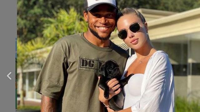 Luiz Adriano dan kekasih barunya, Katya Dorozhko