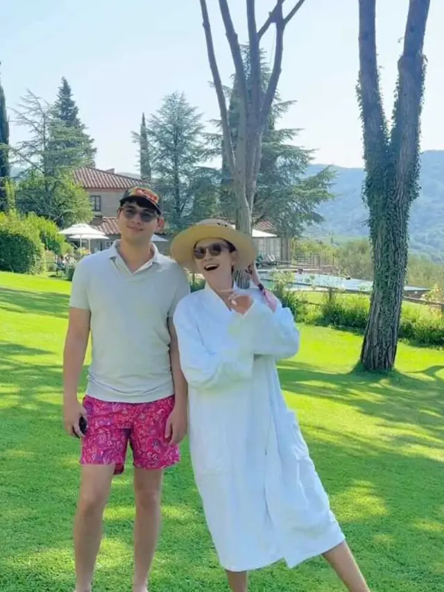 7 Gaya Couple Luna Maya dan Maxime saat Honeymoon di Italia/  Instagram @lunamaya dan @bouttier_maxime