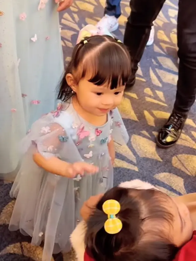 Ameena di ultah Ashanty (Instagram/aurelie.hermansyah)