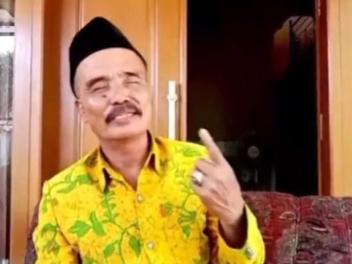 Tidak Menghadiri Undangan&nbsp;