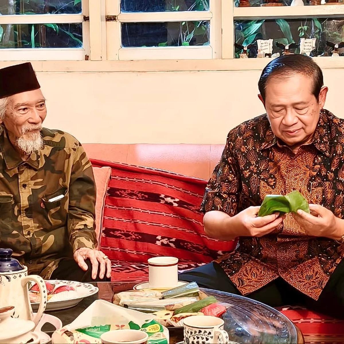 Hangatnya Silaturahmi SBY–Yok Koeswoyo, Terungkap Rencana Tribute Koes Plus