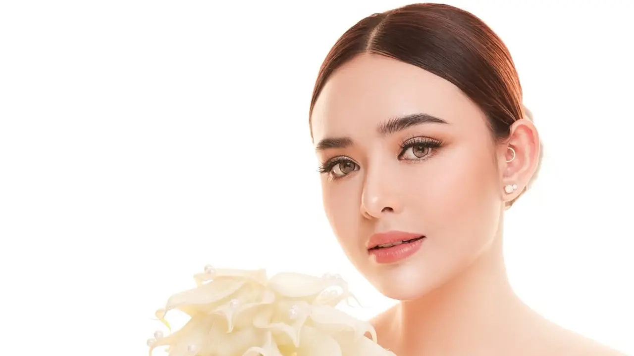 Detail Makeup Prewedding Amanda Manopo, Aura Pengantin Terpancar dengan Soft Glam Look