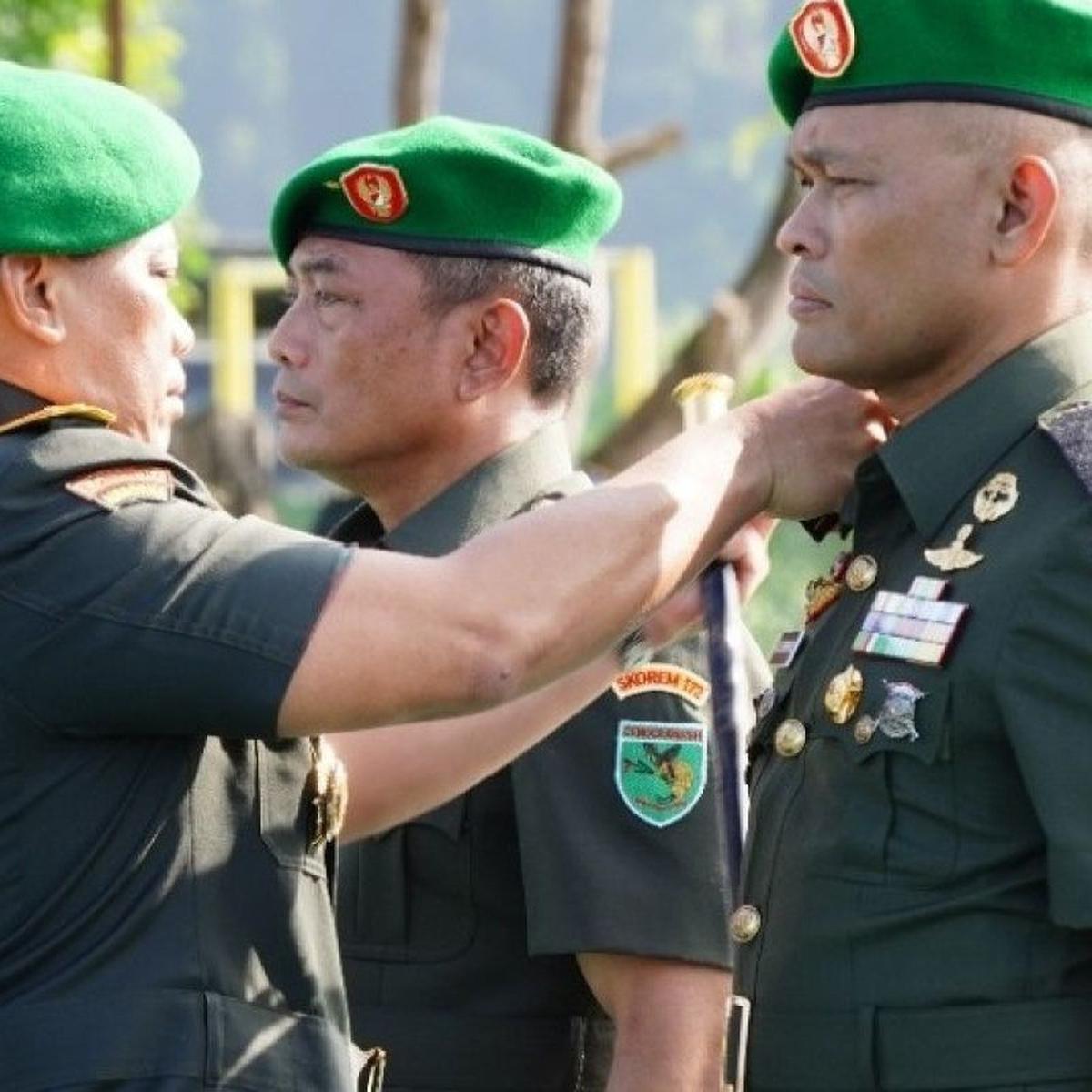 Rekam Jejak Jenderal Kopassus Adukan Ferry Irwandi ke Polisi, Pernah Pimpin Pasukan TNI Operasi Pembebasan Pilot Susi Air dari OPM