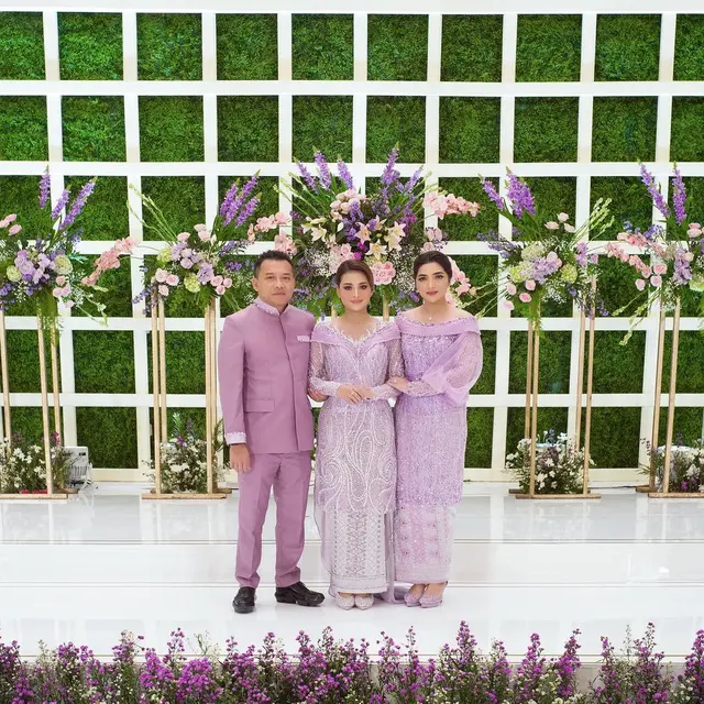 Lamaran Atta Halilintar dan Aurel Hermansyah. (Foto: Instagram @ashanty_ash)