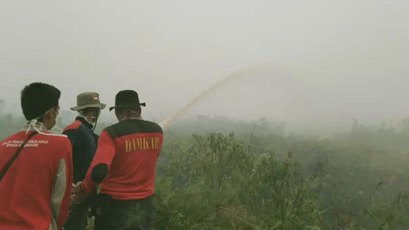 Kisah Pemadam Karhutla Jambi, Pendam Rindu Bertemu Keluarga