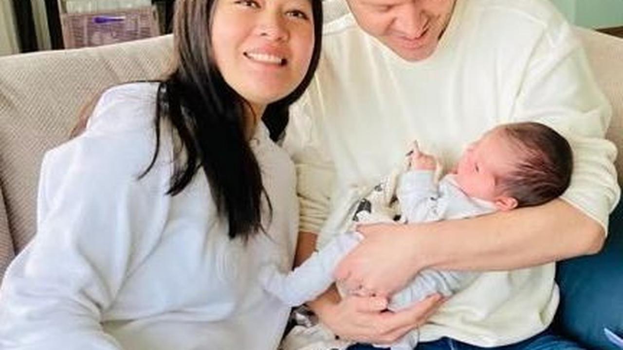Tinggal di Apartemen Sederhana Namun Nyaman dan Hangat, Ini 8 Potret Rumah Gracia Indri di Belanda yang Jarang Terlihat