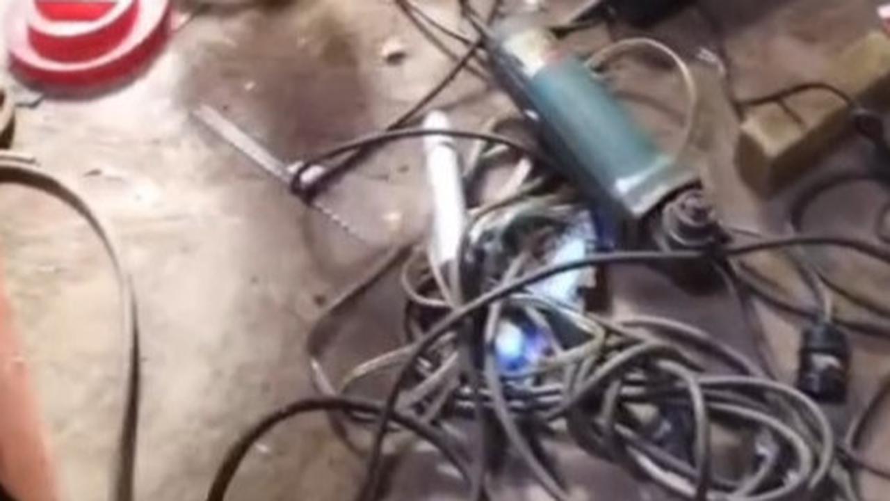 Lampung Geger! Home Industri Senjata Rakitan Digerebek, Dua Ditangkap