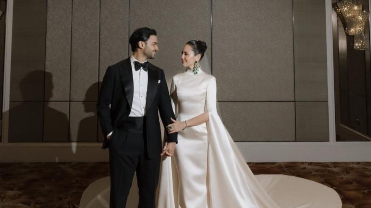 Potret Resepsi Kedua Pernikahan Pevita Pearce dan Mirzan Meer, Gaunnya Sederhana dengan Perhiasan Mewah Menyala