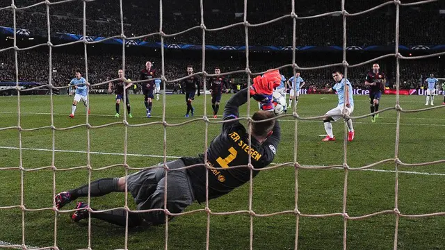 Pemain Ini Kunci Sukses Ter Stegen Tepis Penalti Aguero
