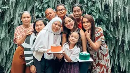 Gisel juga mendapat surprise di pagi hari dari sang buah hati, Gempi, serta orang-orang terdekatnya. (Foto: Instagram/ gisel_la)
