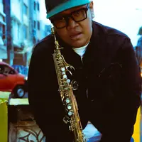 Tommy Pratomo gandeng mihje Kim dalam kolaborasi apik bertajuk Boppin Back Jakarta.