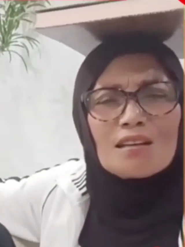 Nursyah ibunda Indah Permatasari. (Foto: Dok. Instagfram @lambe_turah)
