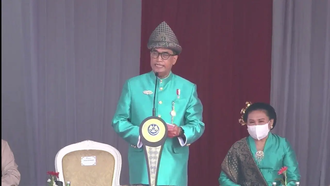 Menteri Perhubungan (Menhub) Budi Karya Sumadi menghadiri Upacara Peringatan Hari Perhubungan Nasional, di Palembang, Sabtu (17/9/2022)