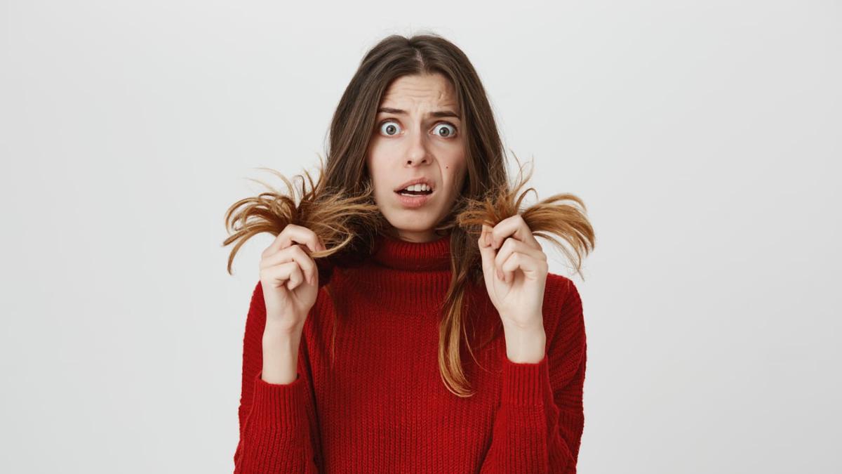 Sering Diabaikan, 10 Kebiasaan Ini Bisa Merusak Rambut Secara Diam-Diam